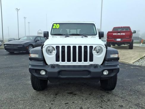 Used 2020 Jeep Gladiator Sport w/ Trailer Tow Package AWD/4WD image 2