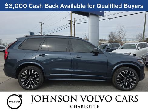 New 2026 Volvo XC90 B6 Ultra w/ Lounge Package image 4