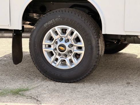 New 2026 Chevrolet Silverado 2500 W/T w/ WT Convenience Package AWD/4WD image 10