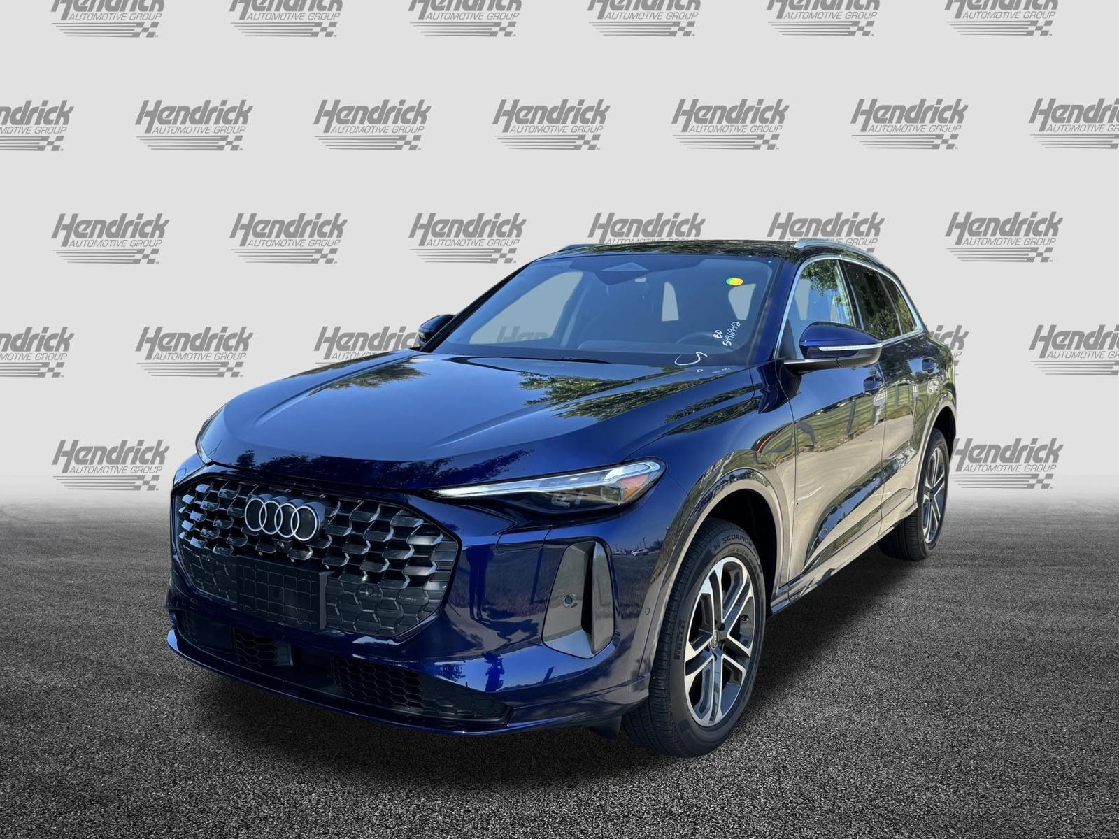 Used 2025 Audi Q5 Premium Plus AWD/4WD image 5