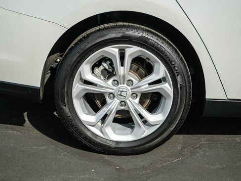 Used 2023 Honda Accord LX image 11