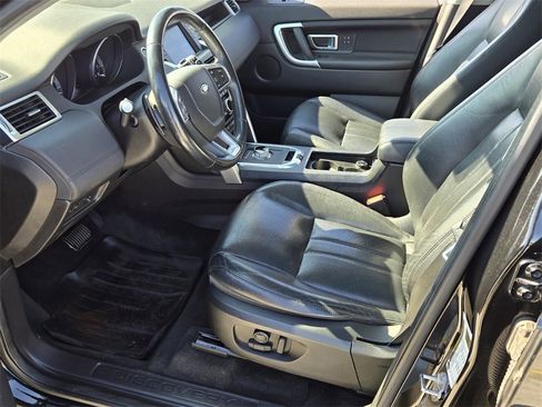 Used 2016 Land Rover Discovery Sport HSE image 11