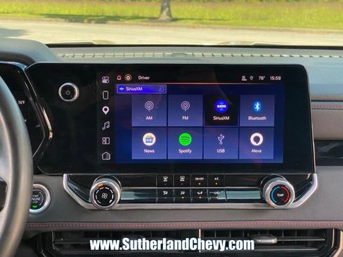 Used 2024 Chevrolet Colorado Z71 w/ LPO, Dark Essentials Package AWD/4WD image 31