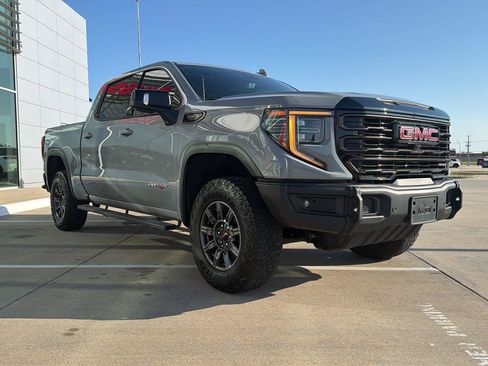 Used 2024 GMC Sierra 1500 AT4X AWD/4WD image 4