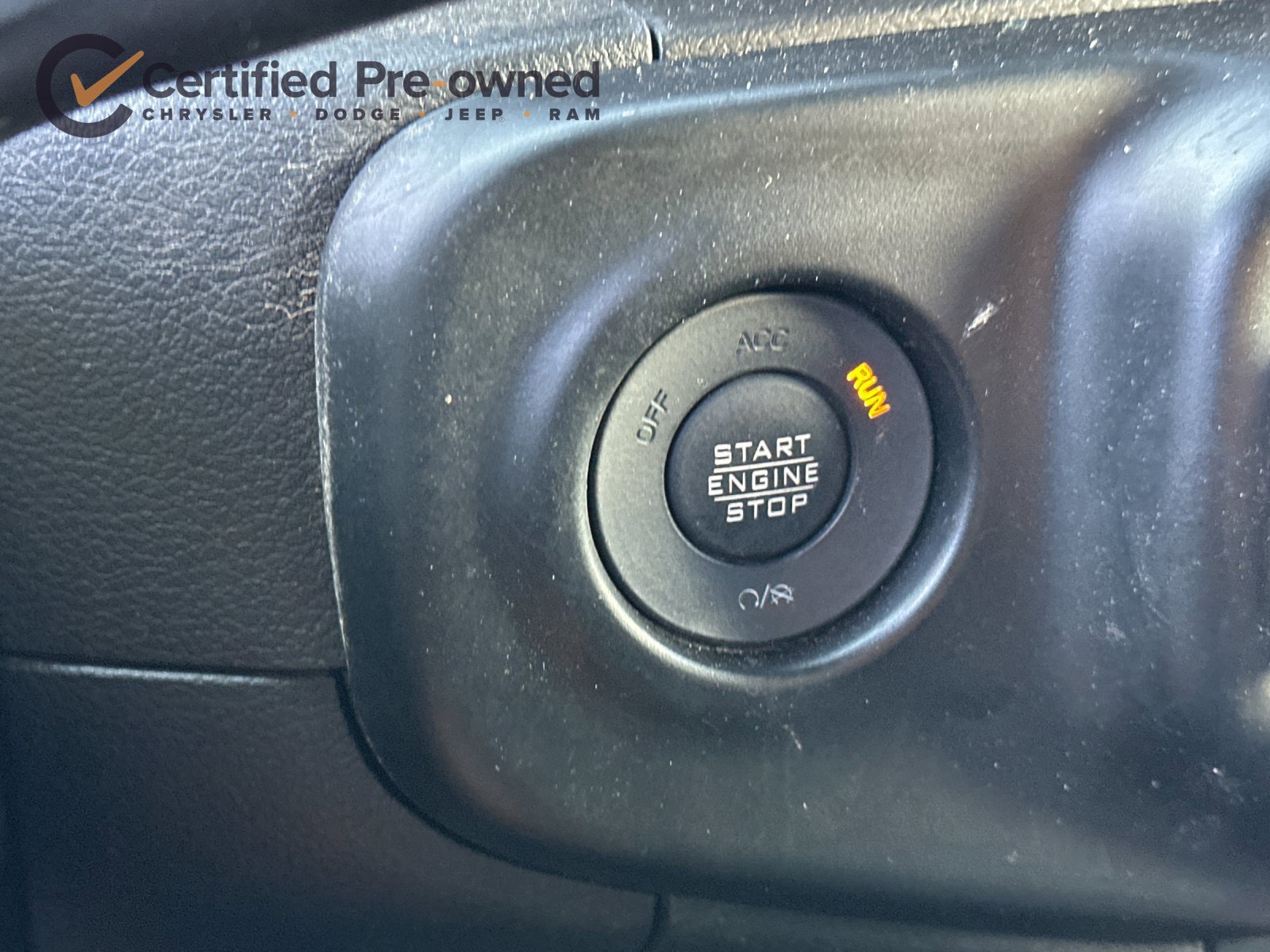 Used 2022 Jeep Wrangler Unlimited Sahara w/ Cold Weather Group AWD/4WD image 23