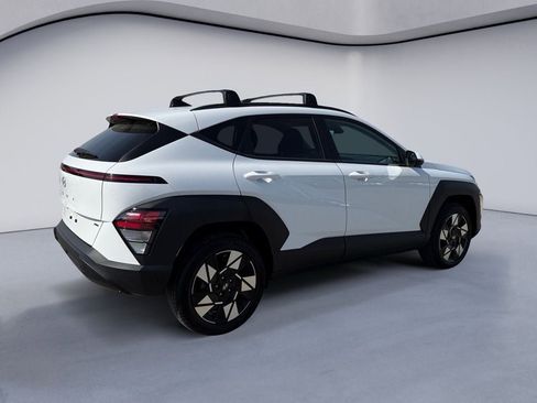 Used 2024 Hyundai Kona SEL w/ Convenience Package AWD/4WD image 5