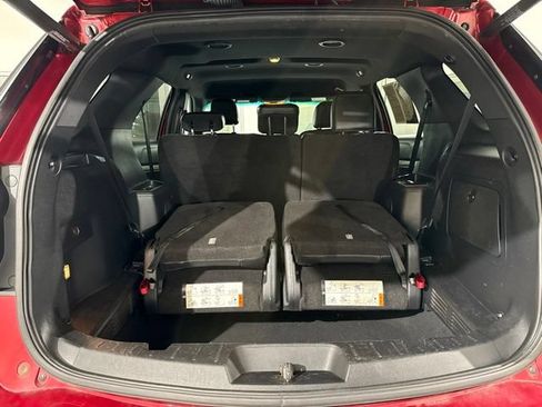 Used 2016 Ford Explorer XLT w/ Equipment Group 202A FWD image 10