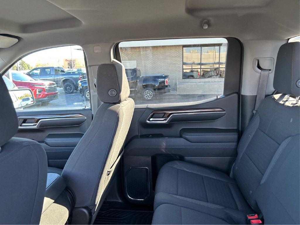 Used 2024 Chevrolet Silverado 1500 LT AWD/4WD image 12