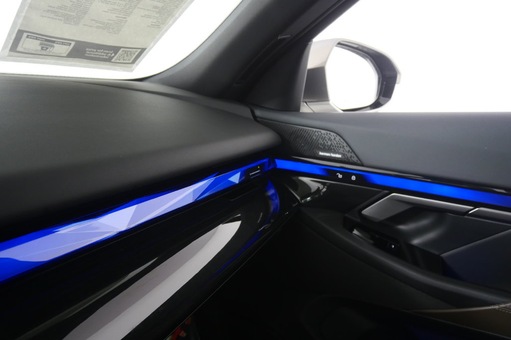 Certified 2026 BMW i5 eDrive40 AWD/4WD image 27