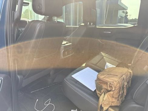 Used 2021 Chevrolet Silverado 1500 High Country w/ Technology Package AWD/4WD image 11