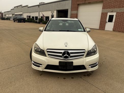 Used 2012 Mercedes-Benz C 300 4MATIC Sedan image 2