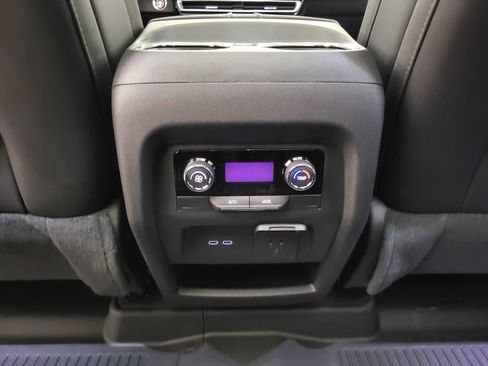 New 2026 Chevrolet Traverse LT w/ Sun and Wheel Package image 45