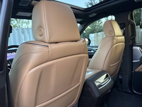 Used 2024 Cadillac Escalade Sport w/ LPO, ONYX Package AWD/4WD image 15