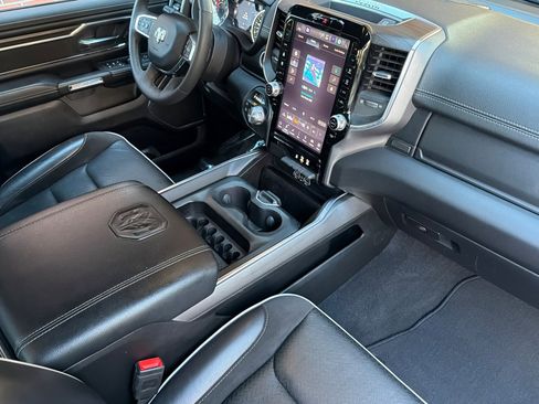 Used 2025 RAM 1500 Laramie image 15