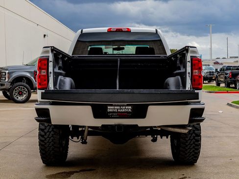 Used 2017 Chevrolet Silverado 1500 LT image 8