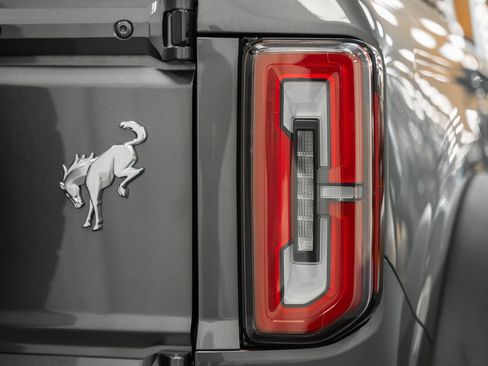 Certified 2025 Ford Bronco Badlands image 21