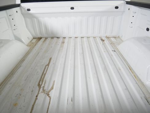 Used 2023 Chevrolet Silverado 1500 LT image 18