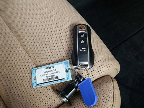 New 2026 Porsche Cayenne AWD image 38