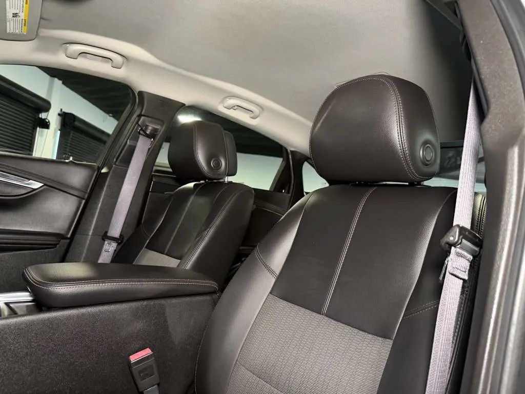 Used 2014 Chevrolet Impala LT w/ Convenience Package FWD image 26