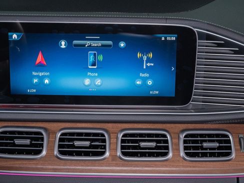 New 2026 Mercedes-Benz GLS 450 4MATIC image 18