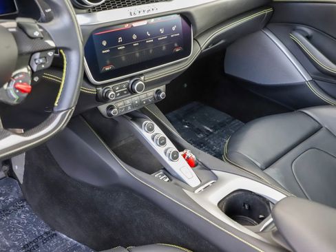 Certified 2020 Ferrari Portofino image 28