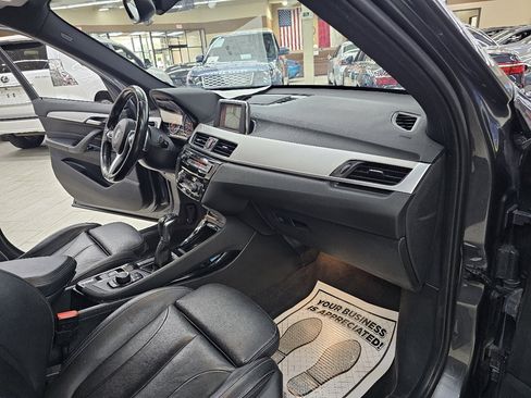 Used 2018 BMW X1 sDrive28i image 22