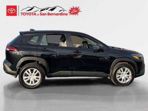 Used 2026 Toyota Corolla Cross L FWD image 6