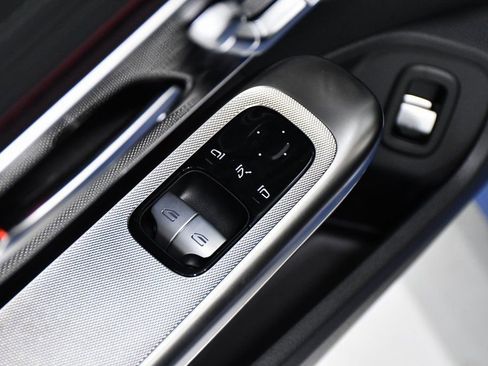 Used 2025 Mercedes-Benz CLE 300 4MATIC Coupe image 19