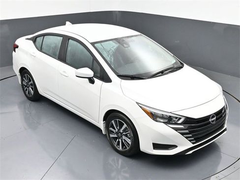 New 2025 Nissan Versa SV w/ Trunk Package image 36