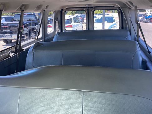 Used 2007 Ford E-350 and Econoline 350 XL RWD image 15