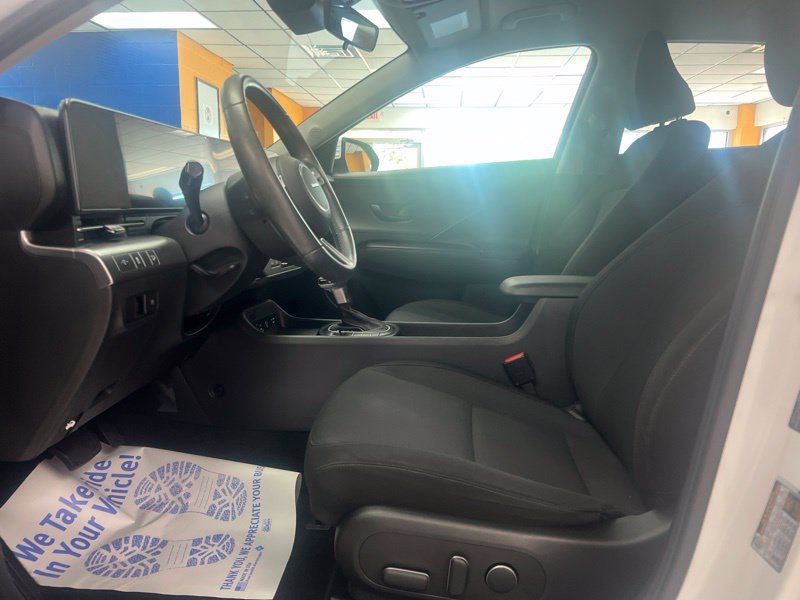 Used 2024 Hyundai Kona SEL AWD/4WD image 17