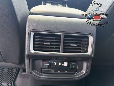 New 2026 Volkswagen Atlas SE image 20