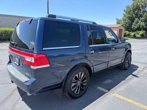 Used 2015 Lincoln Navigator 4WD image 5