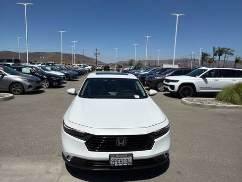 Used 2024 Honda Accord EX image 3