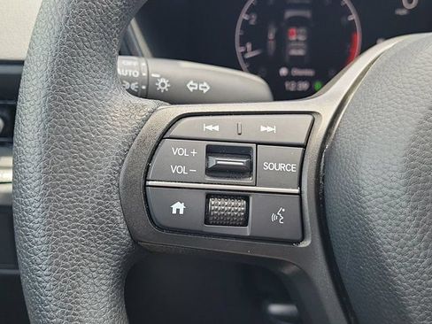 Certified 2025 Honda CR-V EX image 21