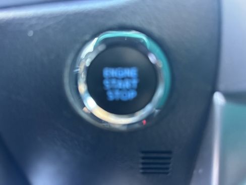 Used 2024 Toyota 4Runner SR5 AWD/4WD image 26