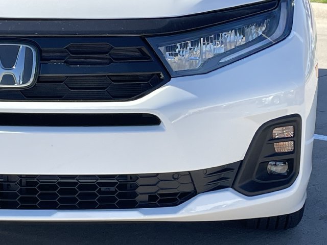 New 2027 Honda Odyssey Touring image 8
