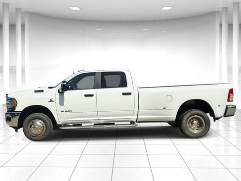 Used 2024 RAM 3500 Big Horn AWD/4WD image 6