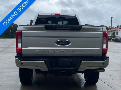 Used 2017 Ford F350 Lariat w/ Lariat Ultimate Package AWD/4WD image 2
