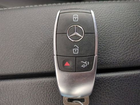 Used 2025 Mercedes-Benz GLA 250 GLA 250 image 35