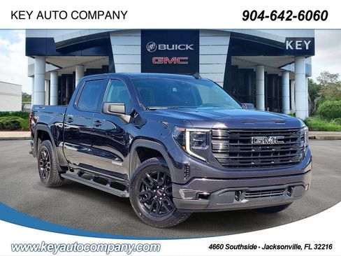 Used 2023 GMC Sierra 1500 Elevation AWD/4WD image 1