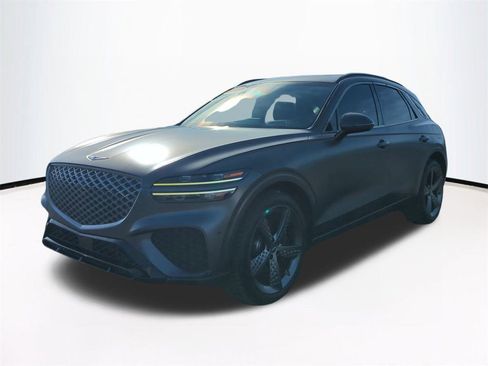 Used 2023 Genesis GV70 3.5T Sport w/ Sport Prestige Package image 9