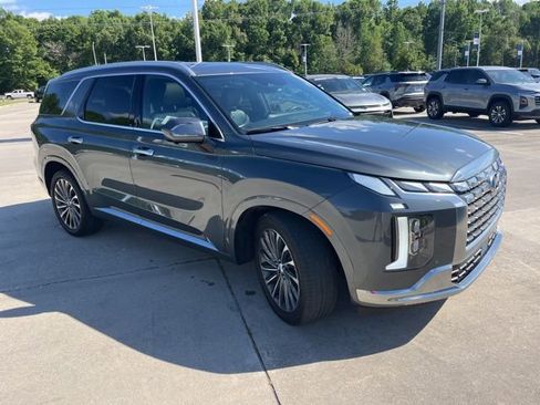 Used 2024 Hyundai Palisade Calligraphy image 10