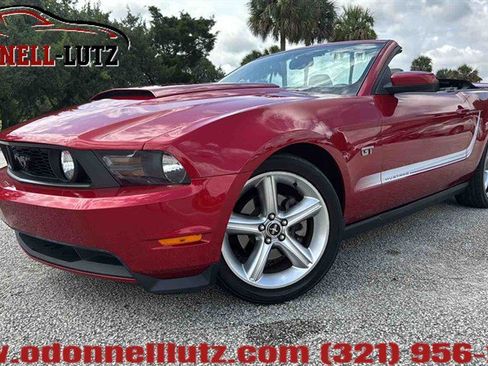 Used 2010 Ford Mustang GT Premium RWD image 1