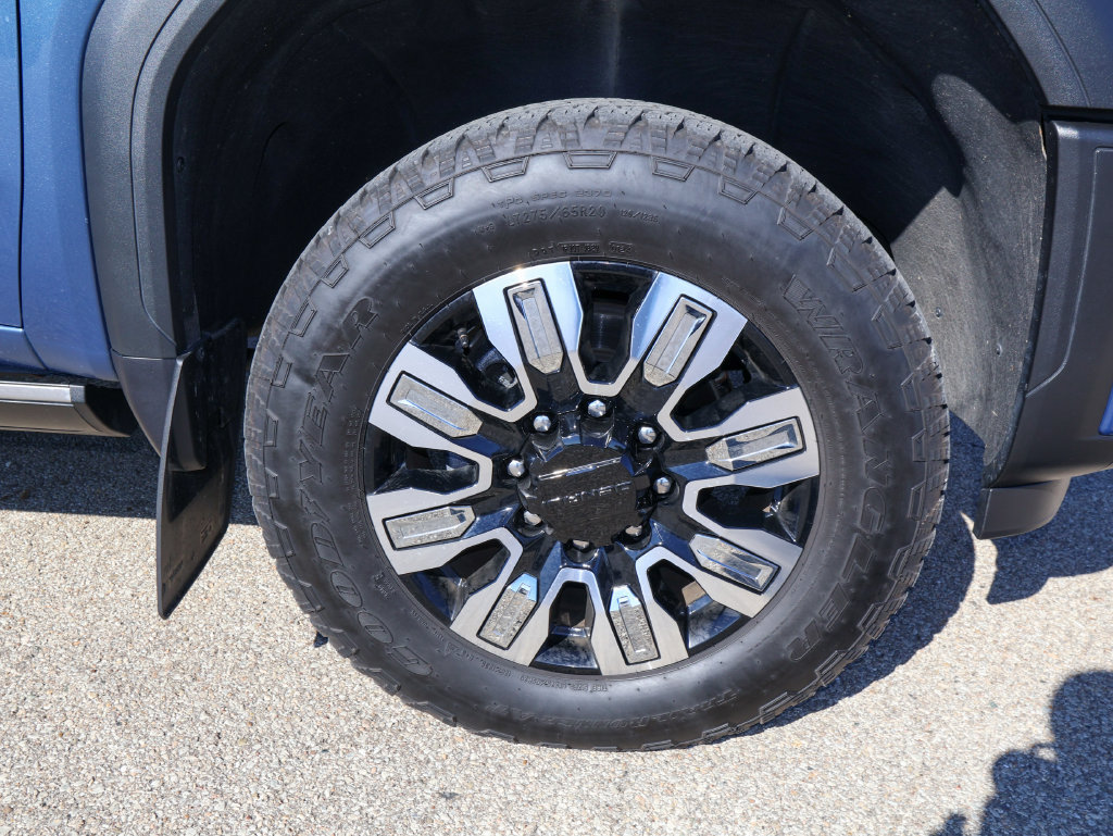 Used 2024 GMC Sierra 2500 Denali w/ Denali Reserve Package AWD/4WD image 37