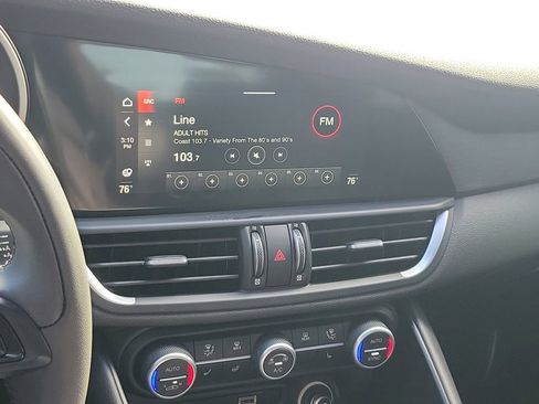 Used 2021 Alfa Romeo Giulia Ti image 24