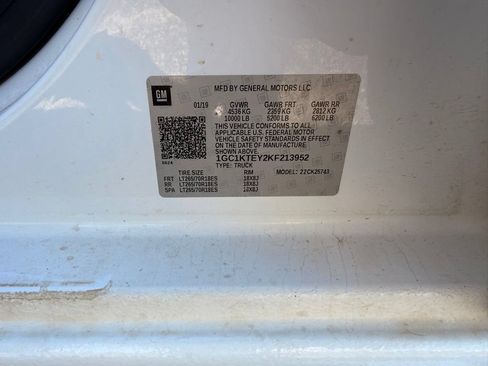 Used 2019 Chevrolet Silverado 2500 LTZ w/ Duramax Plus Package AWD/4WD image 40
