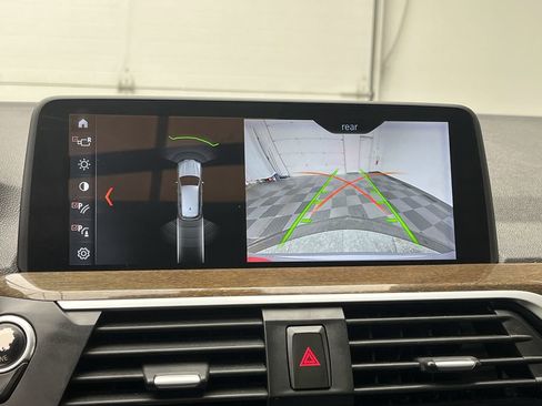 Used 2018 BMW X3 xDrive30i w/ Premium Package image 6