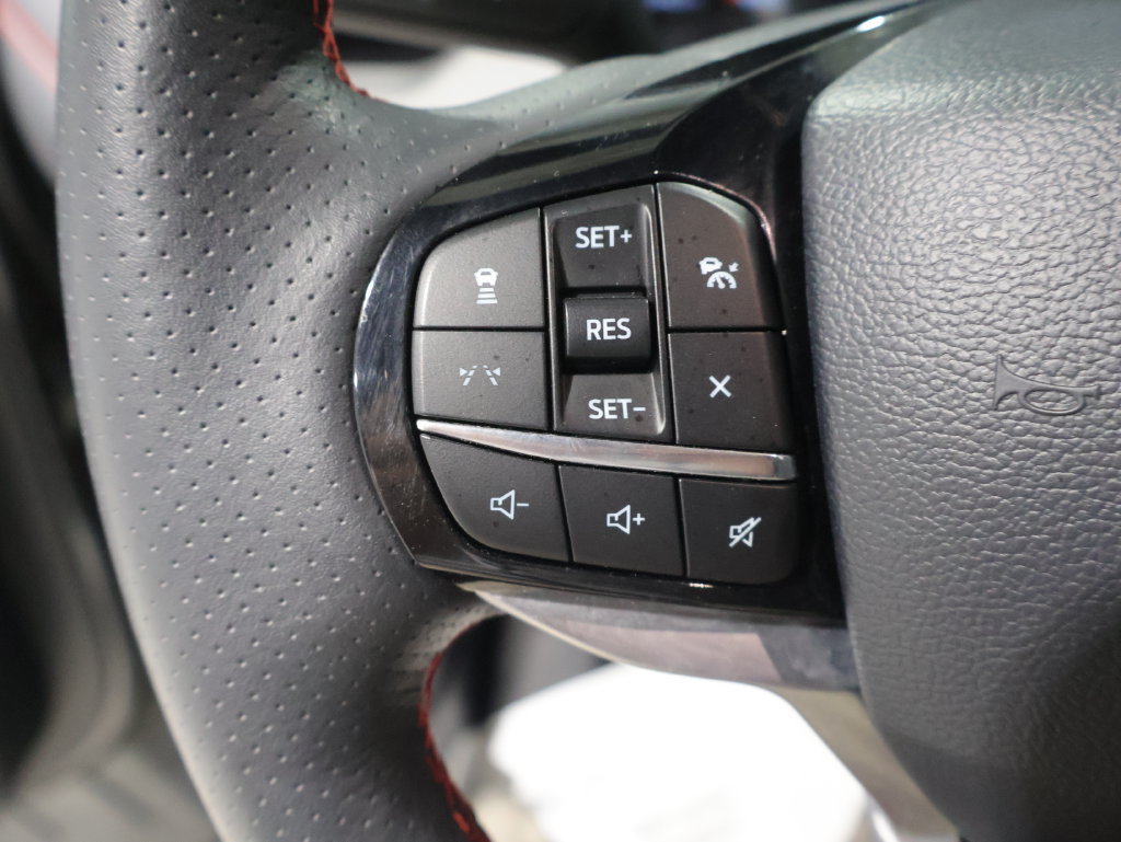 Used 2025 Ford Explorer ST-Line w/ ST-Line Street Pack AWD/4WD image 29