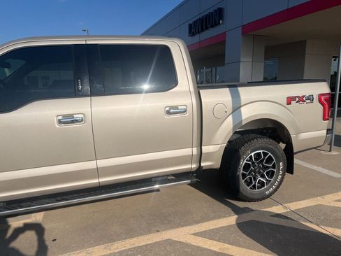 Used 2017 Ford F150 XLT w/ Equipment Group 302A Luxury image 5